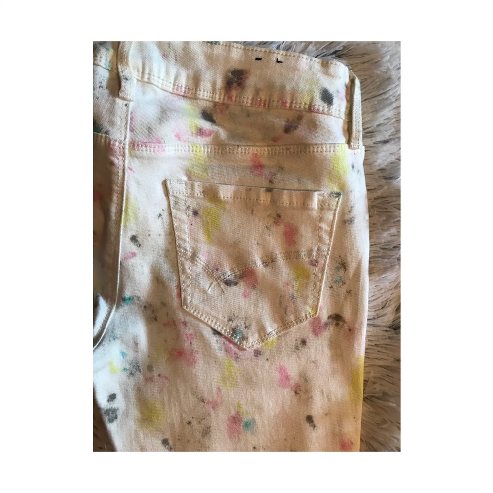 Bullhead Splattered Skinny Jean NWOT
